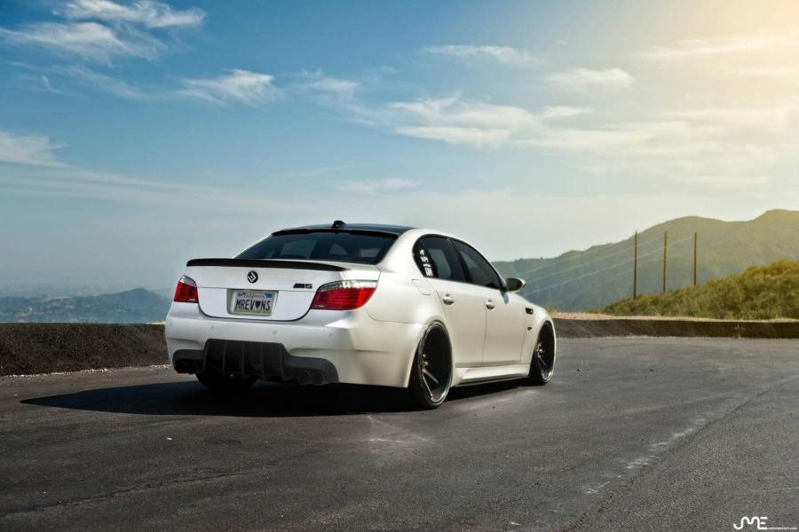  BMW M5 EGTS60 by Enlaes 2014 года  (фото 2 из 5)